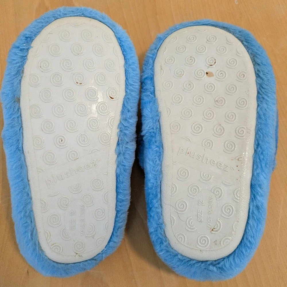 N/A cozy blue